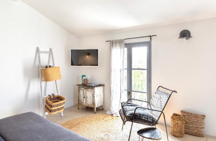 Suite Sur La Sorgue 索格岛 外观 照片