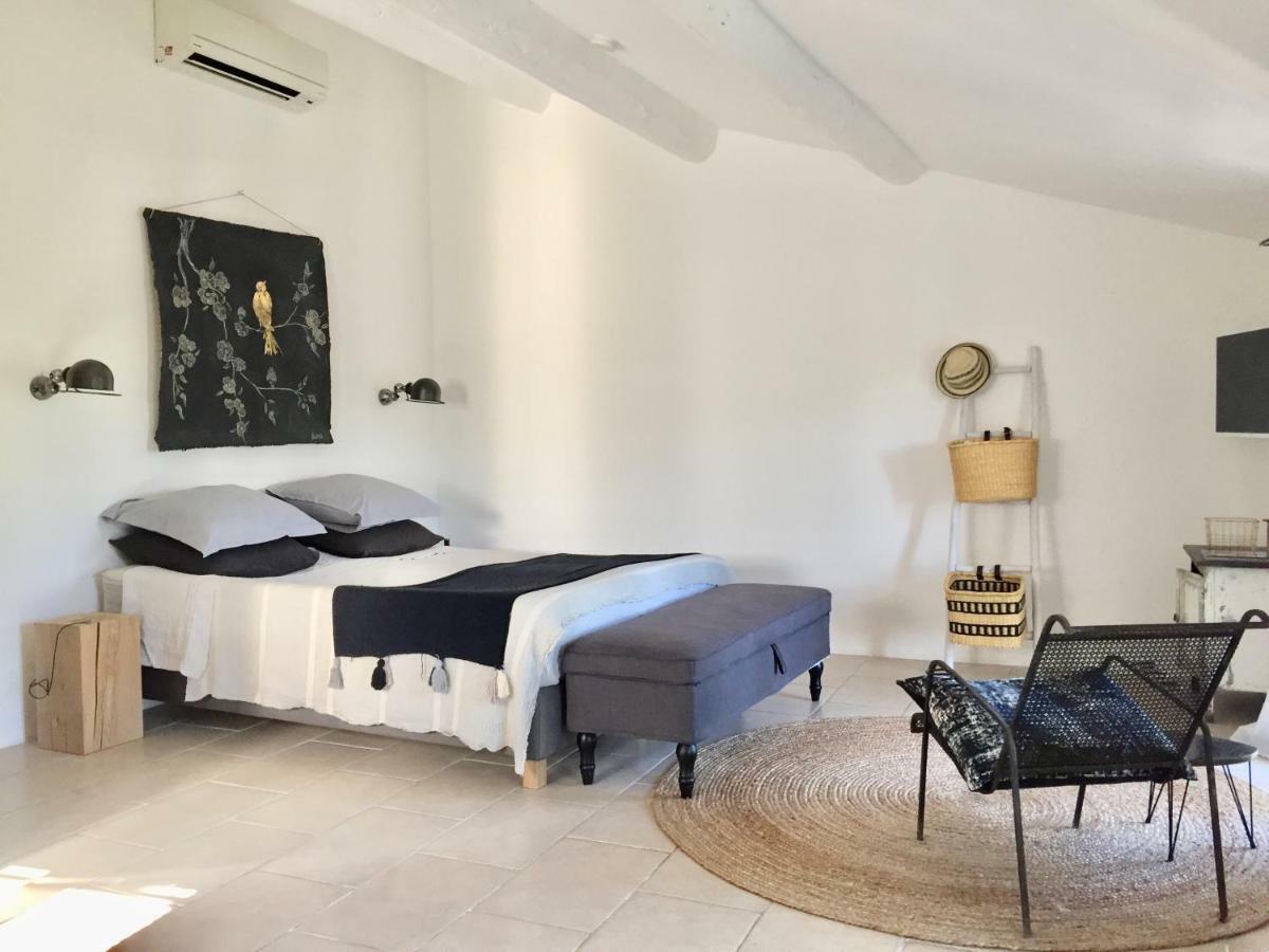 Suite Sur La Sorgue 索格岛 外观 照片
